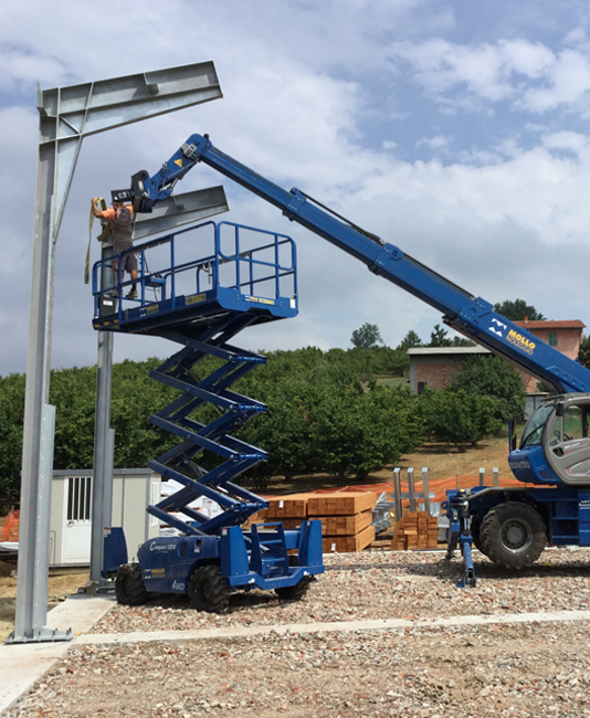 piattaforma elevatrice a pantografo a Casale Monferrato - Mollo Noleggio