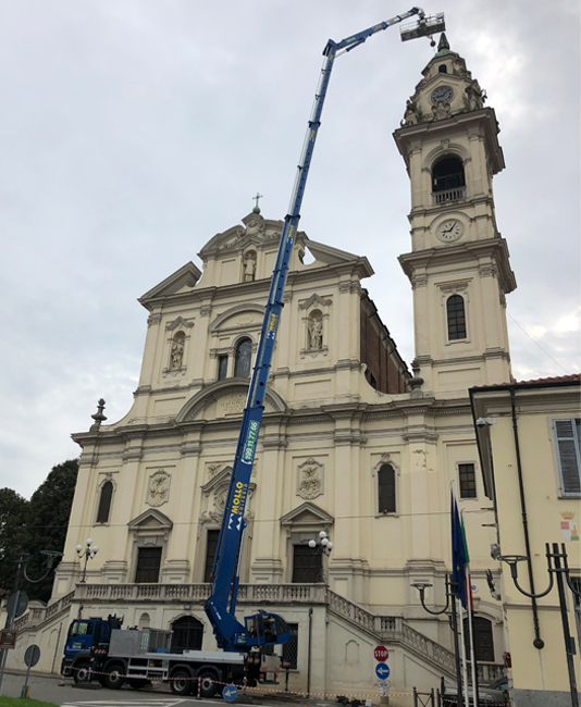 Mollo Noleggio piattaforma aerea con cesta a Torino