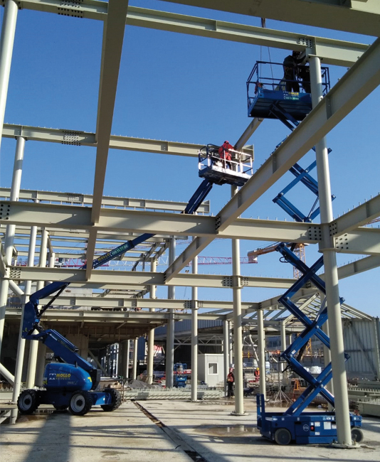 Mollo Noleggio piattaforme elevatrici con cesta a lavoro Ivrea