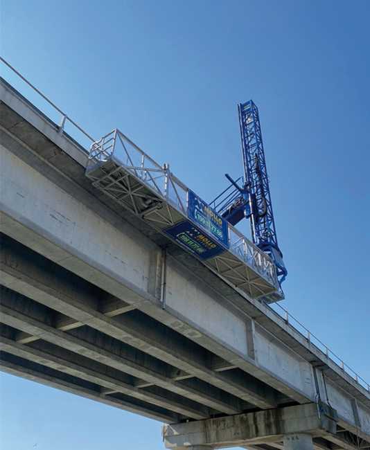piattaforma sottoponti a noleggio a IVrea